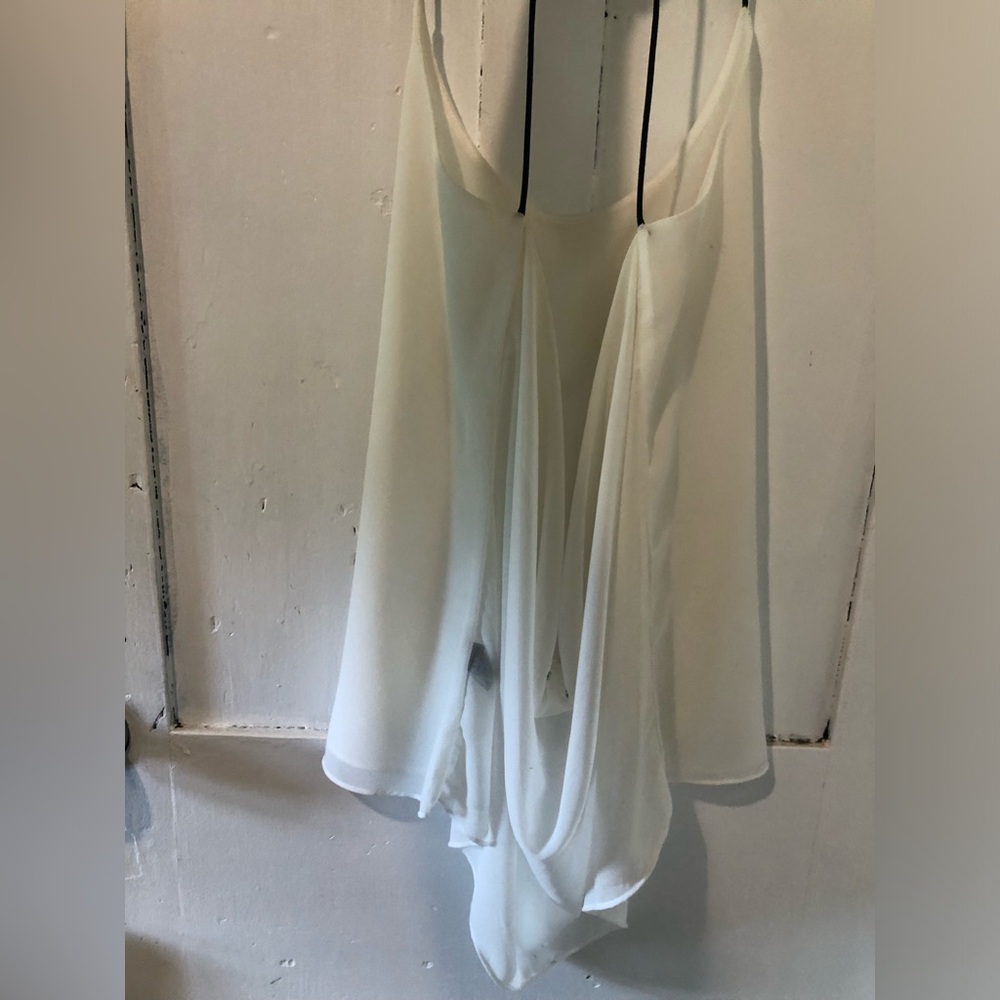 Beautiful sheer tank - Picture 4 of 6